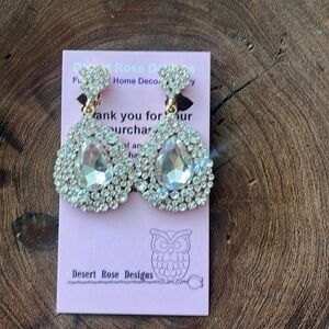 Crystal Gold Clip On Earrings 31